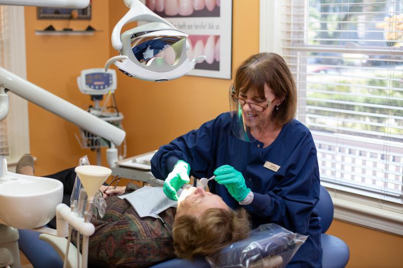 General and Implant Dentistry | TMJ Disorders, Cosmetic Dentistry and Full Mouth Reconstruction